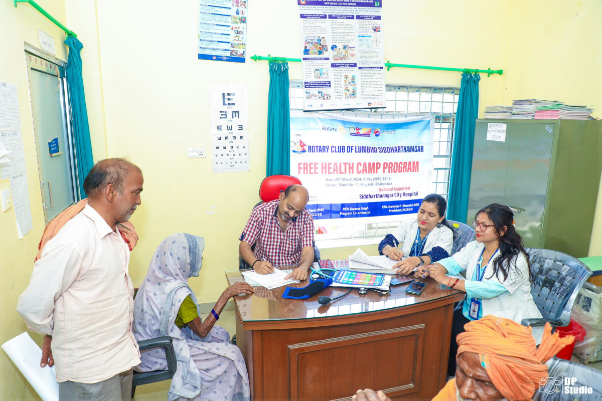 रोटरी लुम्बिनी सिद्धार्थनगरद्वारा निःशुल्क स्वास्थ्य शिविर, ३२५ जनाले लिए सेवा