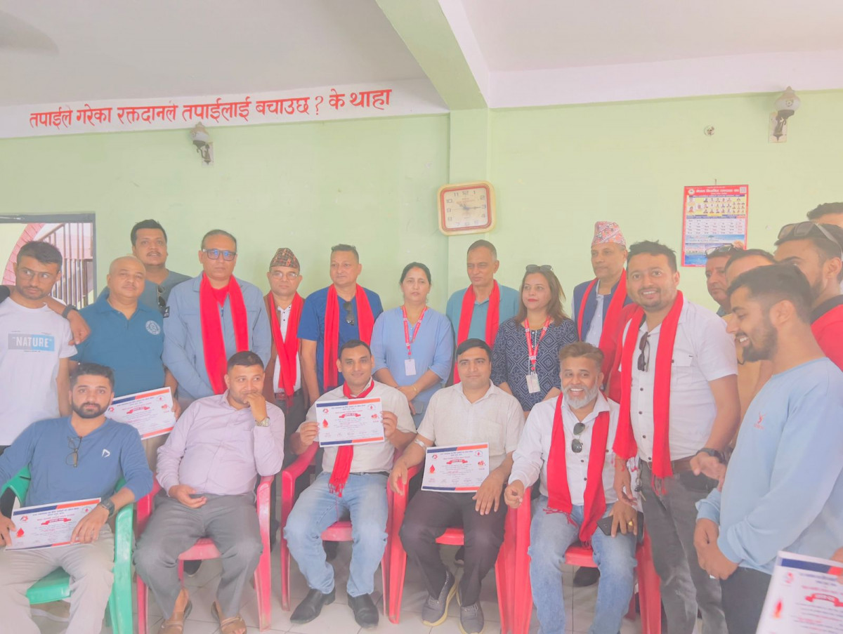ओम्स लुम्बिनी र स्वयंसेवी रक्तदाता समाजको आयोजनामा बुटवलमा रक्तदान